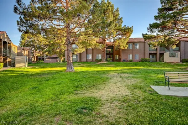 $1,800 | 2120 Sealion Drive, Unit 105, Las Vegas, NV 89128