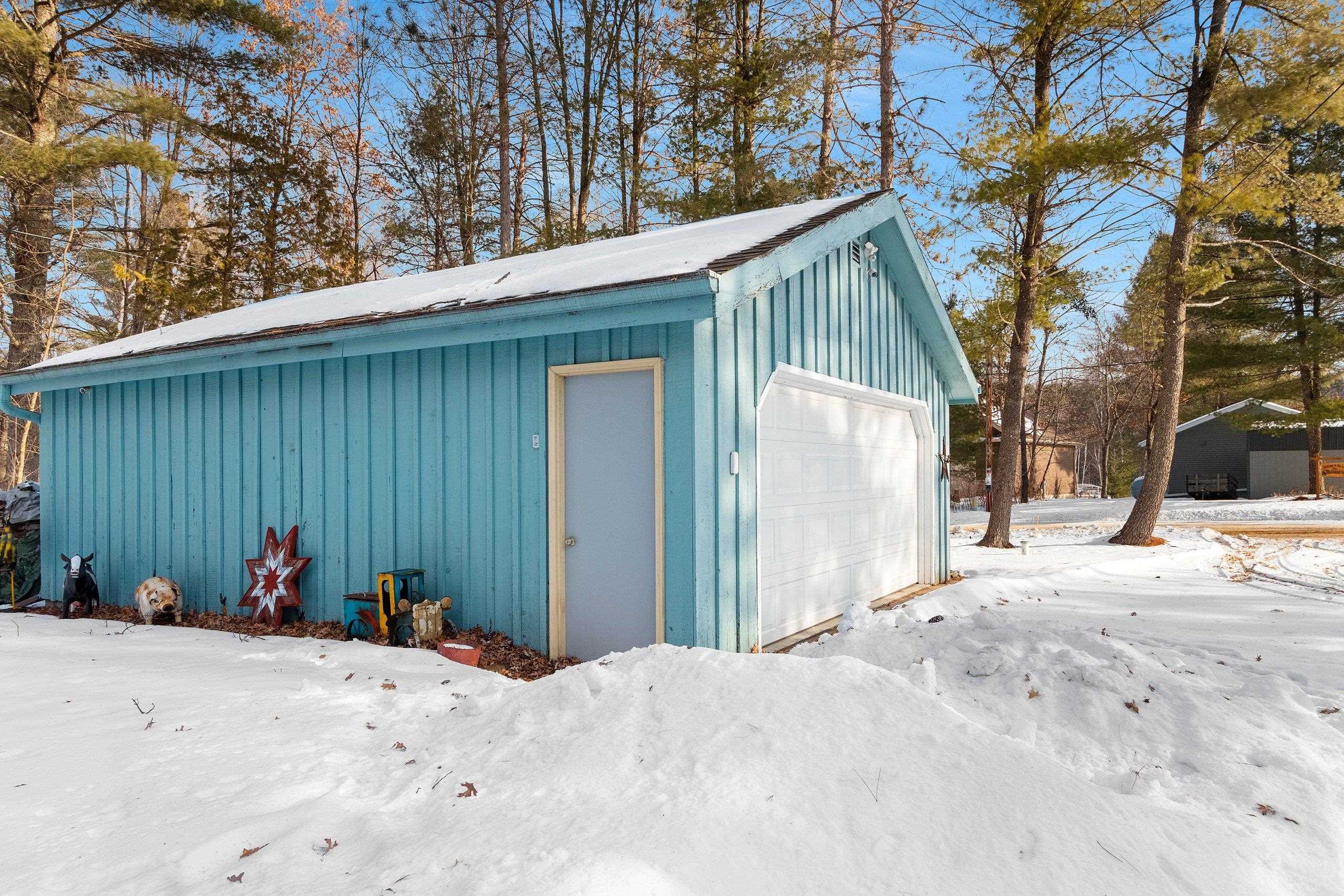 N1537 Brave Island Road Keshena, WI 54135 - Photo 33 of 60