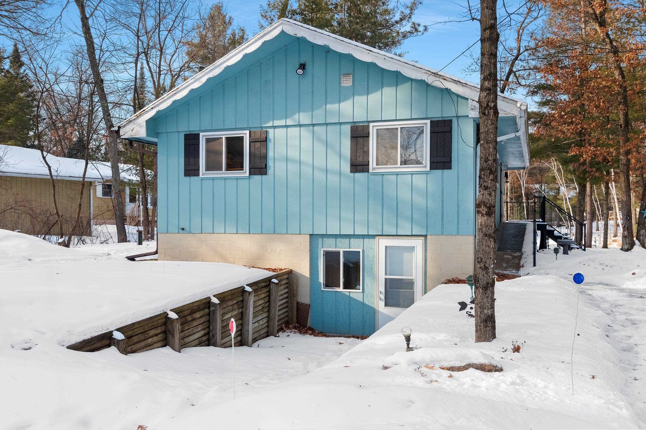 N1537 Brave Island Road Keshena, WI 54135 - Photo 4 of 60