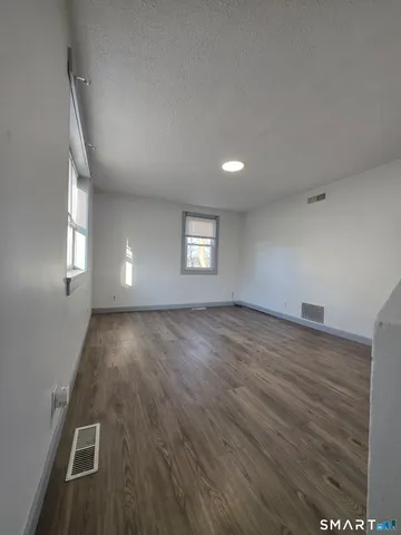 $1,850 | 149-151 Pennsylvania Avenue, New Britain, CT 06052