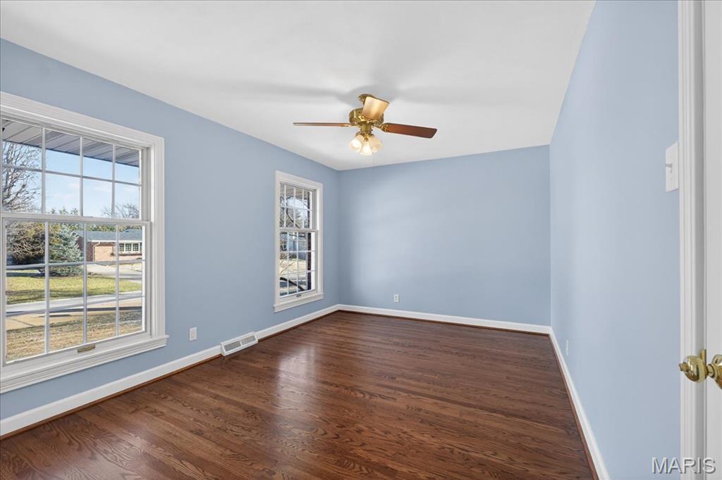 562 Gederson Lane St. Louis, MO 63122 - Photo 17 of 30