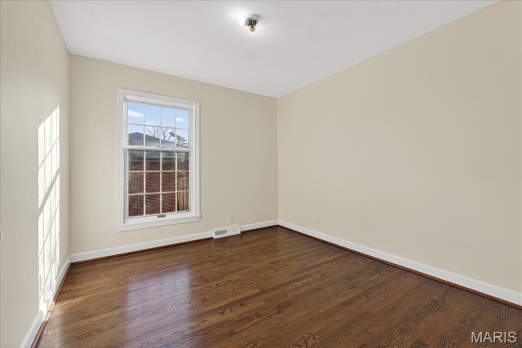 562 Gederson Lane St. Louis, MO 63122 - Photo 19 of 30