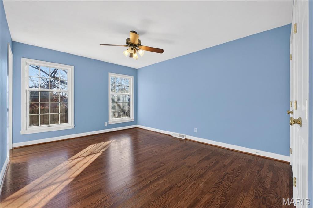 562 Gederson Lane St. Louis, MO 63122 - Photo 23 of 30