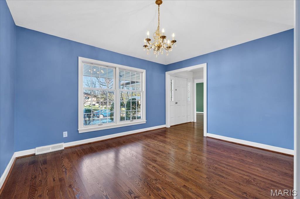 562 Gederson Lane St. Louis, MO 63122 - Photo 5 of 30