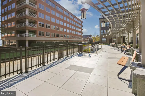 $3,250 | 925 North Fairfax Street, Unit 403, Alexandria, VA 22314