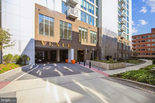 $3,250 | 925 North Fairfax Street, Unit 403, Alexandria, VA 22314