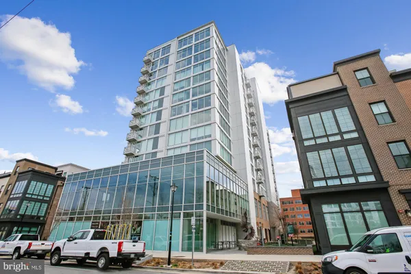 $3,250 | 925 North Fairfax Street, Unit 403, Alexandria, VA 22314