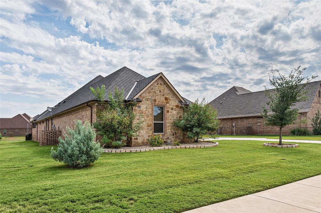 6341 Weatherby Road Granbury, TX 76049 - Photo 3 of 40 Gallery Image 3