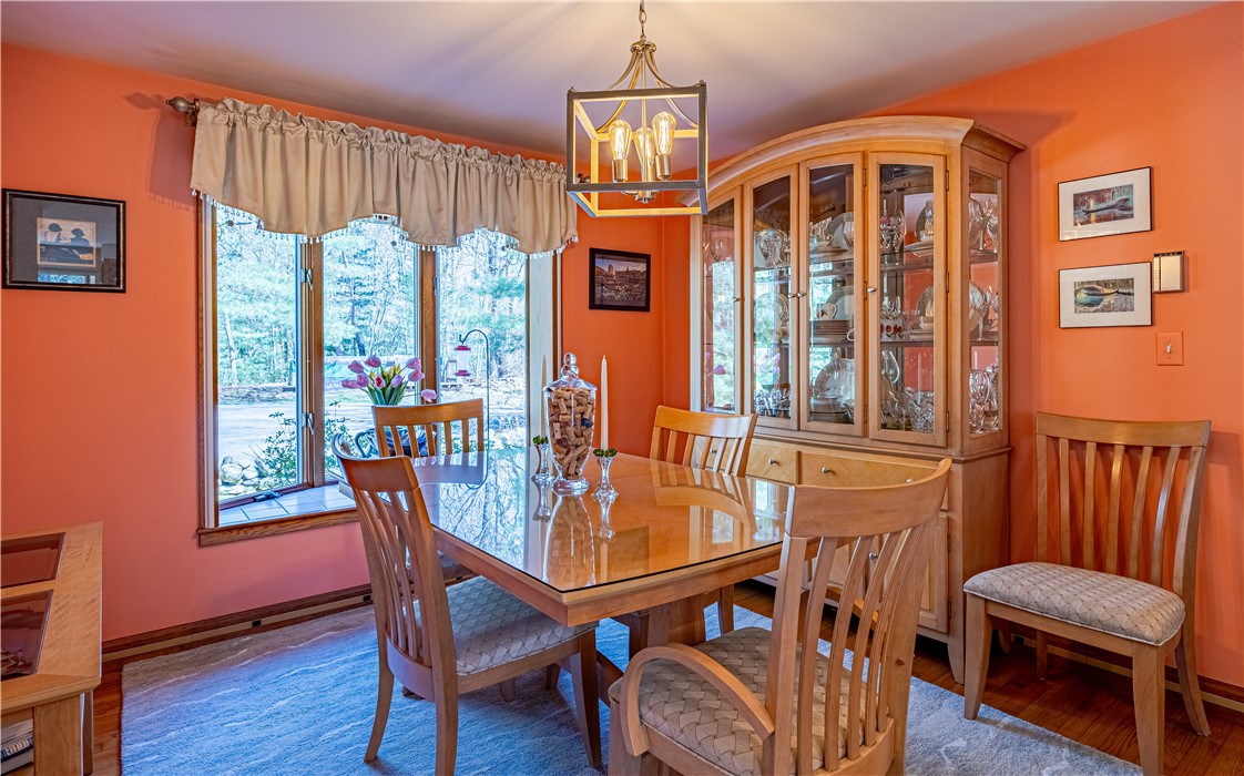 282 Byron Randall Road Scituate, RI 02857 - Photo 15 of 40