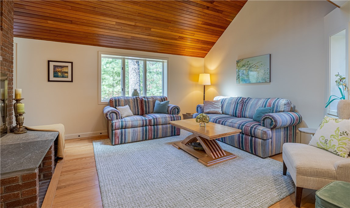 282 Byron Randall Road Scituate, RI 02857 - Photo 16 of 40