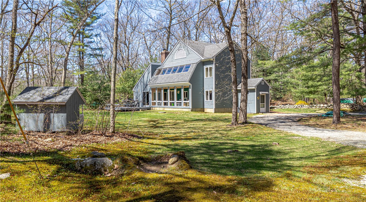 282 Byron Randall Road Scituate, RI 02857 - Photo 3 of 40