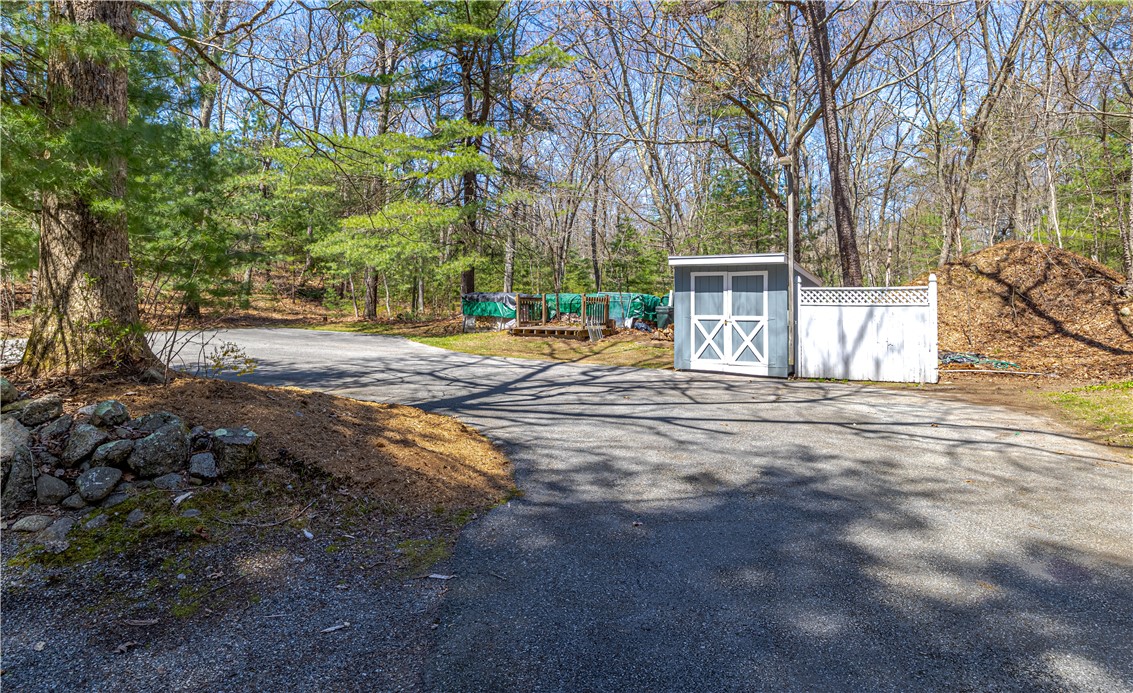 282 Byron Randall Road Scituate, RI 02857 - Photo 7 of 40