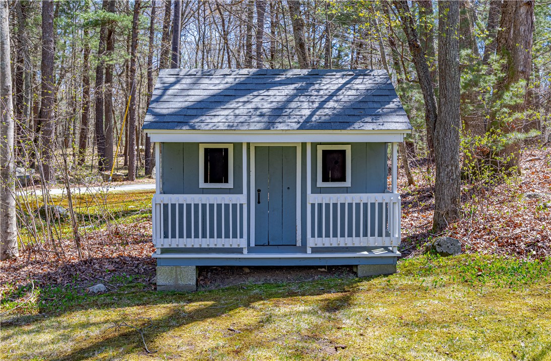 282 Byron Randall Road Scituate, RI 02857 - Photo 9 of 40