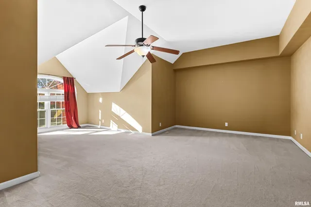 $399,000 | 6314 North Fieldtree Court, Peoria, IL 61615