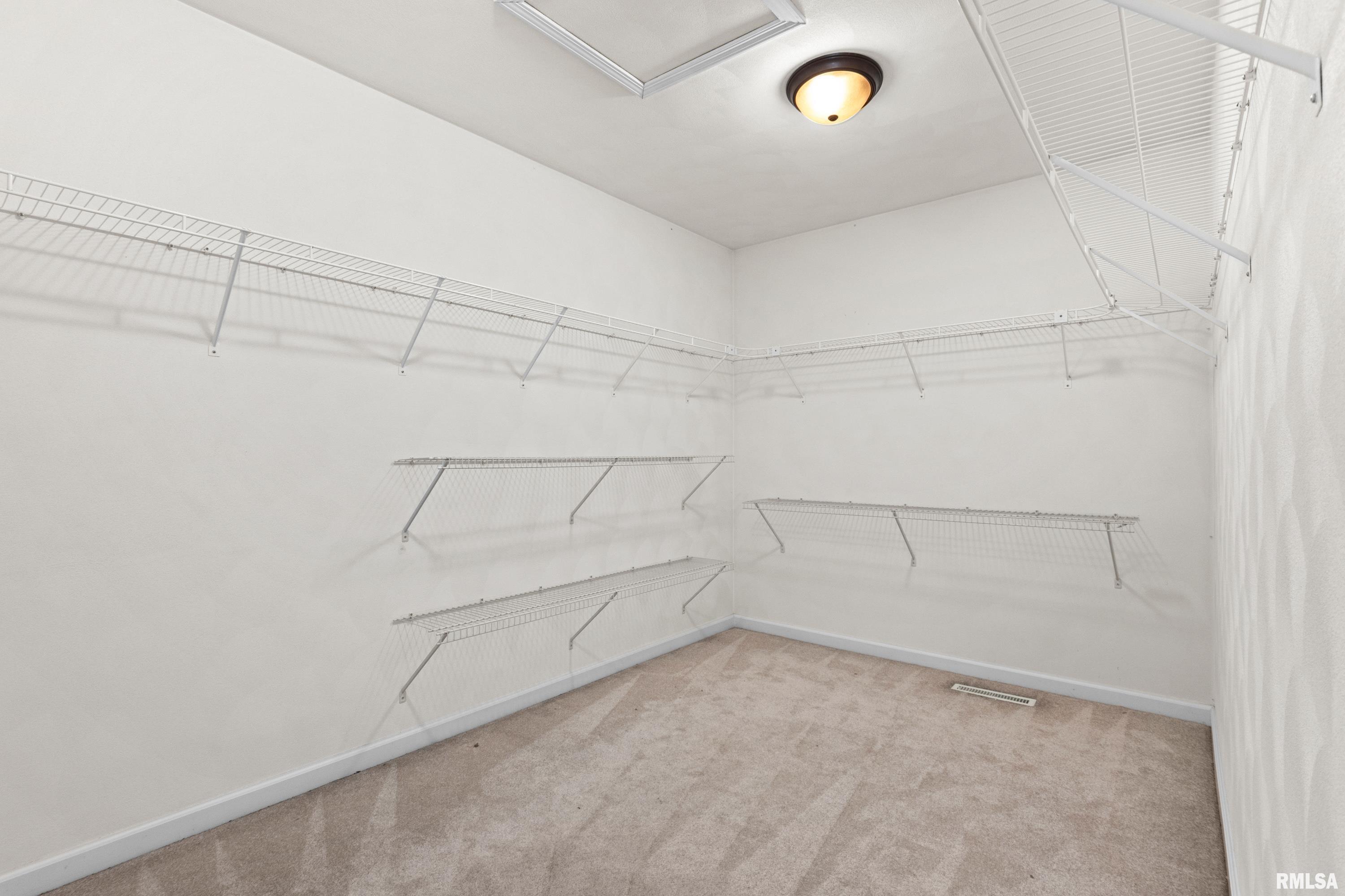 6314 North Fieldtree Court Peoria, IL 61615 - Photo 31 of 55