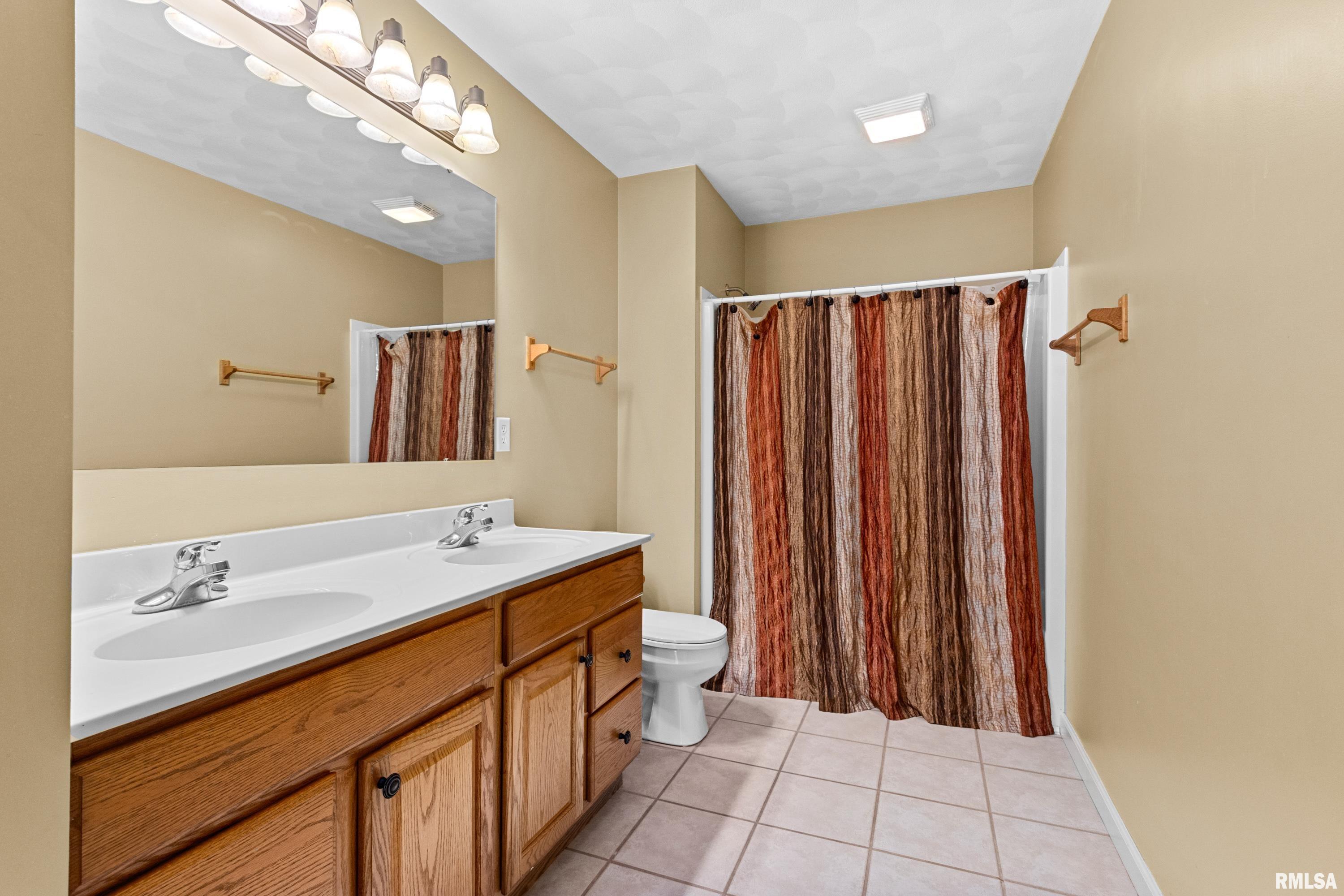 6314 North Fieldtree Court Peoria, IL 61615 - Photo 41 of 55