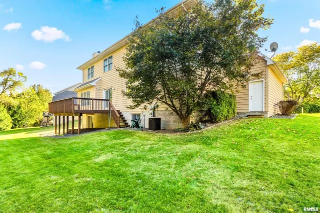 $399,000 | 6314 North Fieldtree Court, Peoria, IL 61615