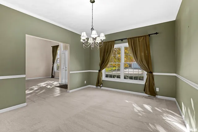 $399,000 | 6314 North Fieldtree Court, Peoria, IL 61615