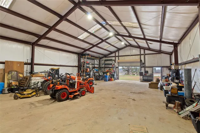 $460,000 | 225 Pr 8464, Broaddus, TX 75929