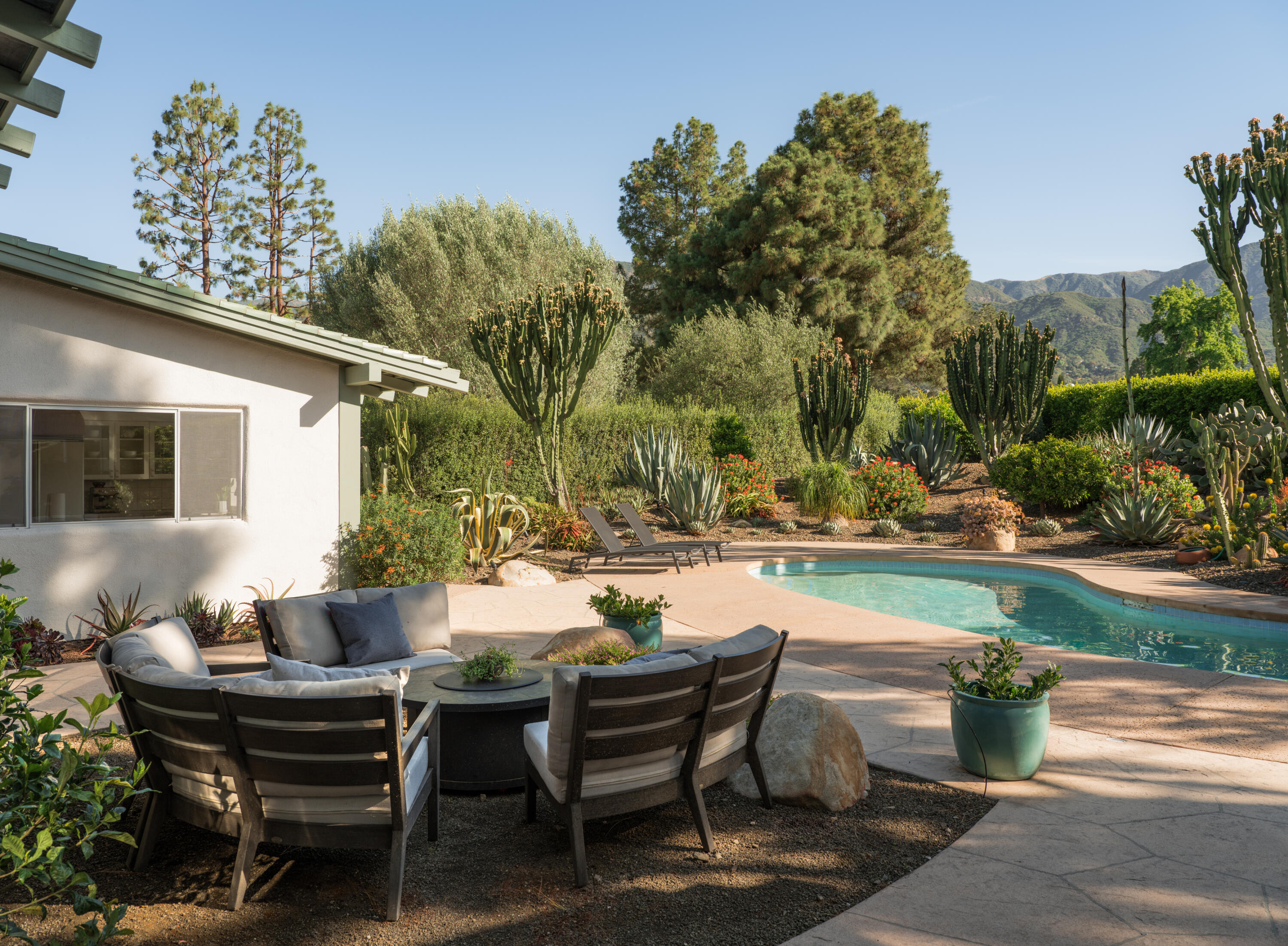 2150 10 Acre Road Santa Barbara, CA 93108 - Photo 12 of 18 Outdoor Living