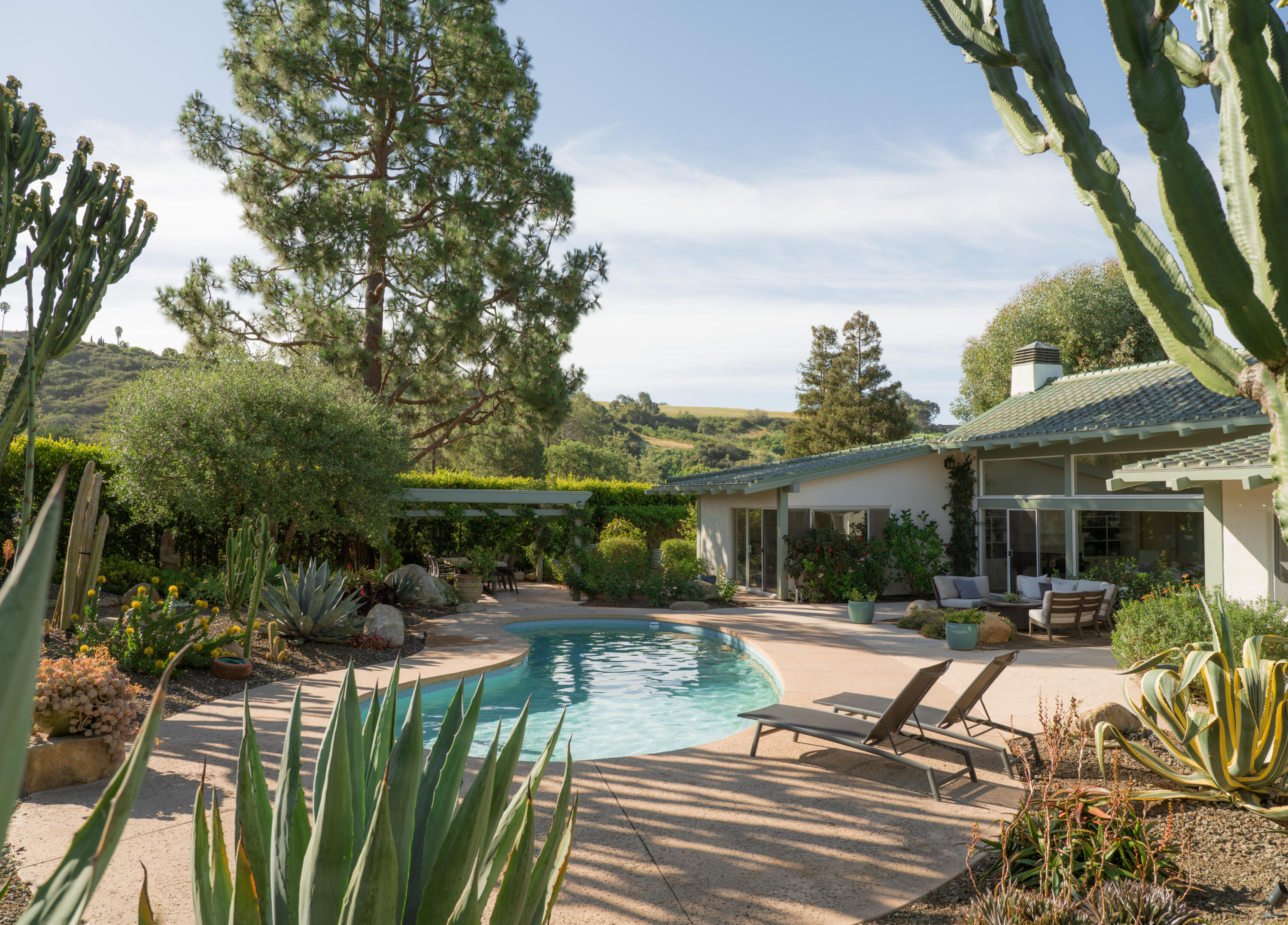 2150 10 Acre Road Santa Barbara, CA 93108 - Photo 14 of 18 Outdoor Living