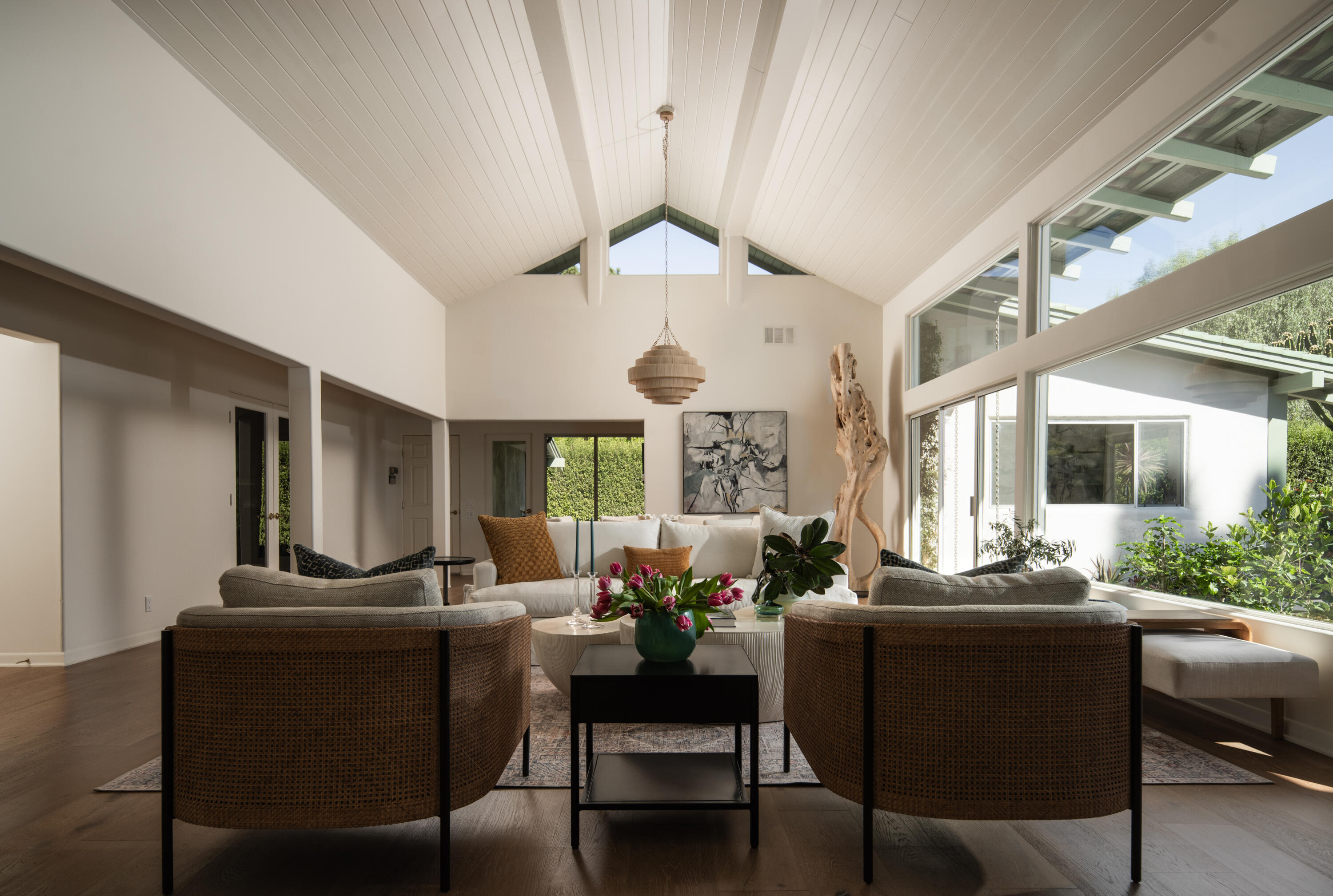 2150 10 Acre Road Santa Barbara, CA 93108 - Photo 5 of 18 Living Room