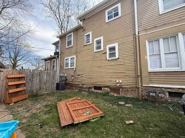 $139,000 | 1414 Southeast 1st Street, Evansville, IN 47713