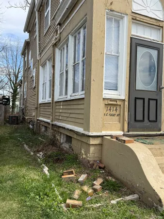 $139,000 | 1414 Southeast 1st Street, Evansville, IN 47713