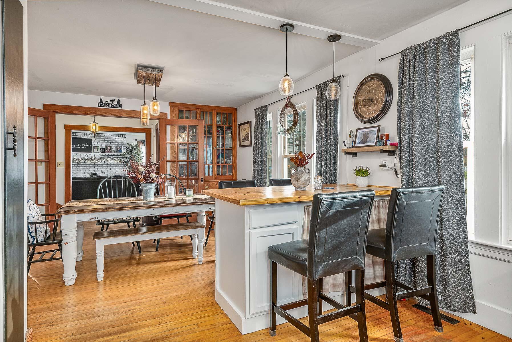 224 Main Street Springvale, ME 04083 - Photo 17 of 52 Kitchen & Dining
