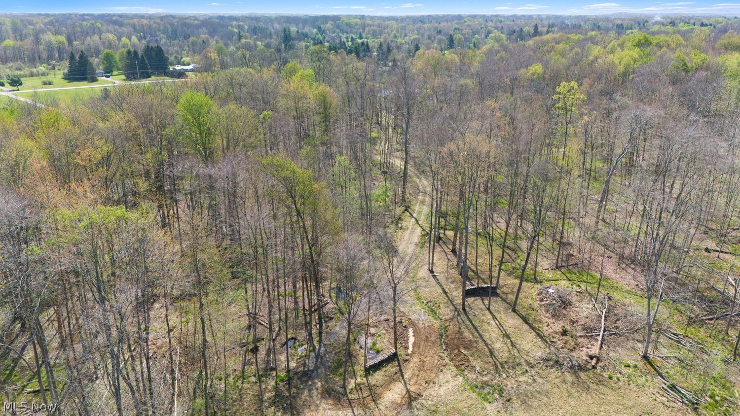 17990 Snyder Road Chagrin Falls, OH 44023 - Photo 11 of 21