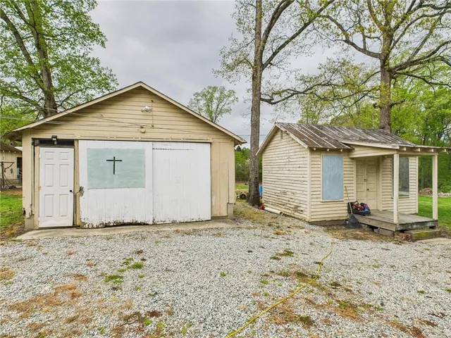 $381,000 | 4913 Day Court, Walkertown, NC 27051