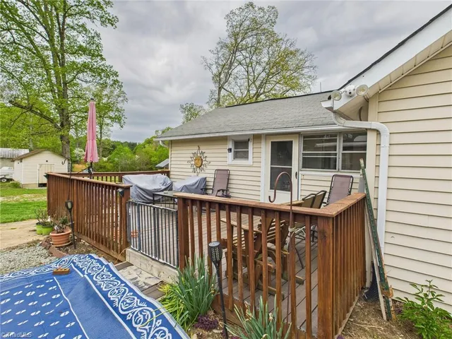 $381,000 | 4913 Day Court, Walkertown, NC 27051