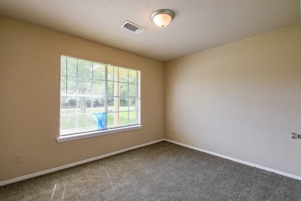 $1,620 | 3210 Ridgefield Road, La Porte, TX 77571