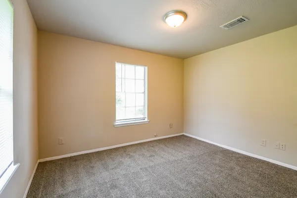 $1,620 | 3210 Ridgefield Road, La Porte, TX 77571