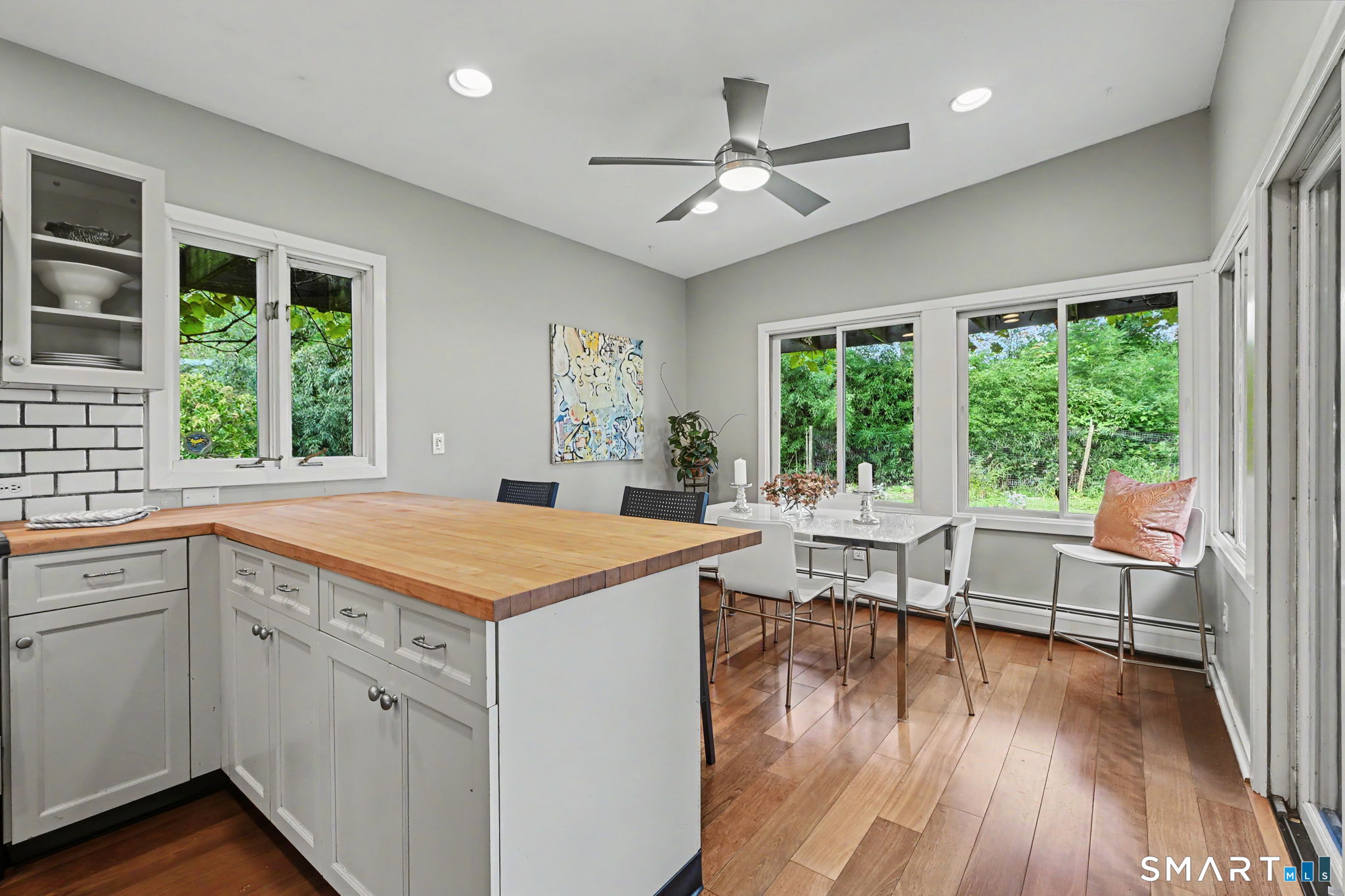 31 Splitrock Road Norwalk, CT 06854 - Photo 12 of 40 Gallery Image 12