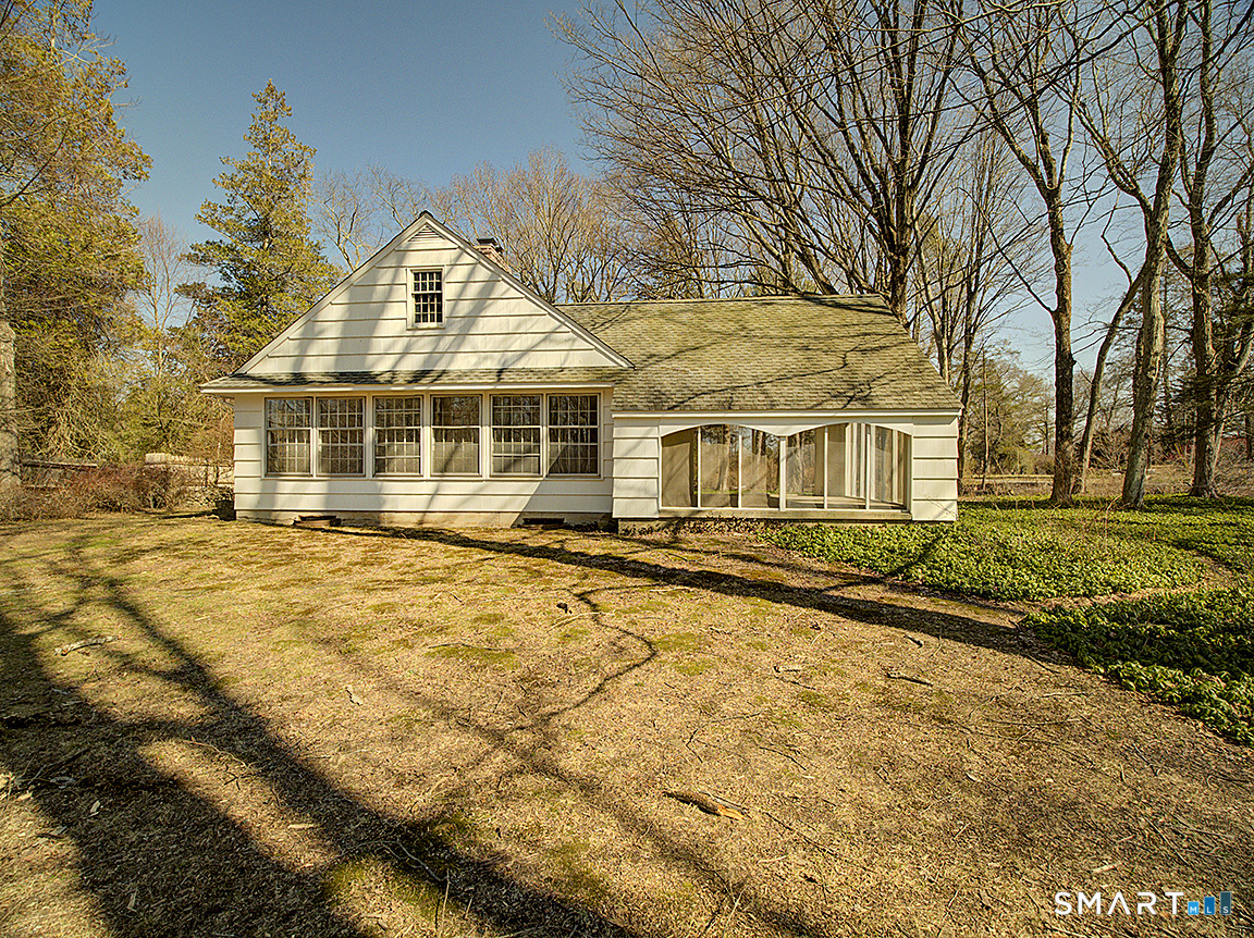 33 Fairground Road Woodbridge, CT 06525 - Photo 2 of 35