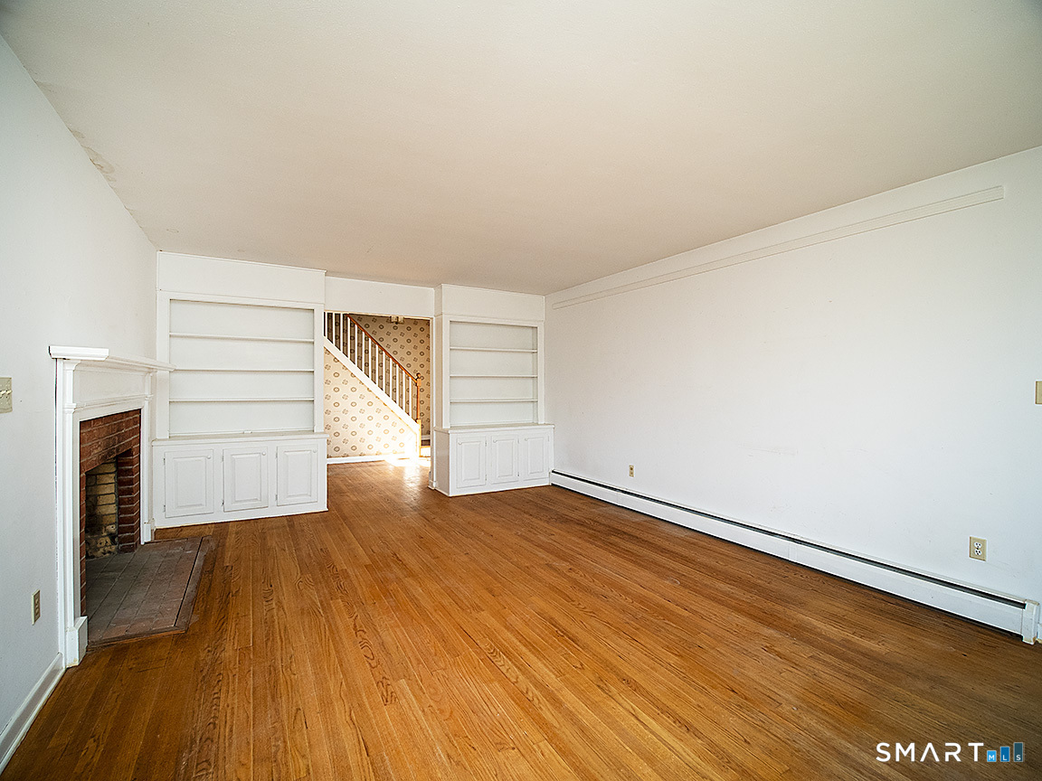 33 Fairground Road Woodbridge, CT 06525 - Photo 9 of 35