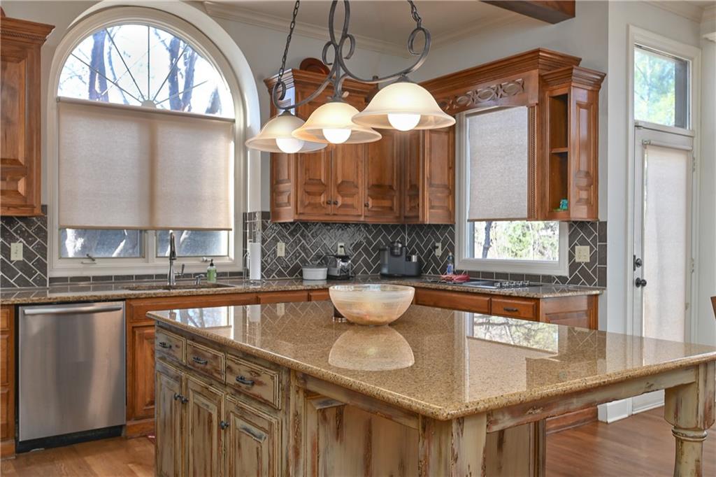 14500 Perry Street Overland Park, KS 66221 - Photo 17 of 58