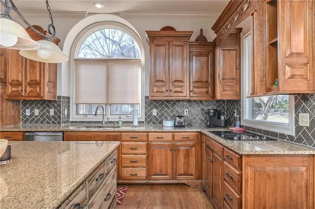 $759,900 | 14500 Perry Street, Overland Park, KS 66221