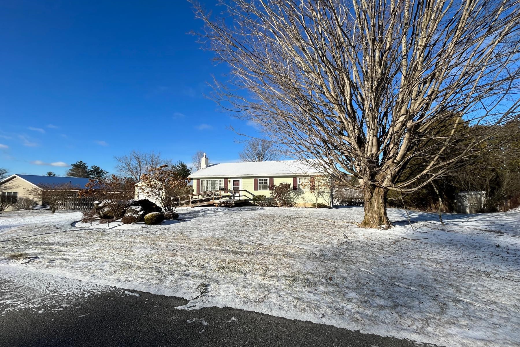 1 Ridgewood Lane Rutland, VT 05701 - Photo 4 of 23