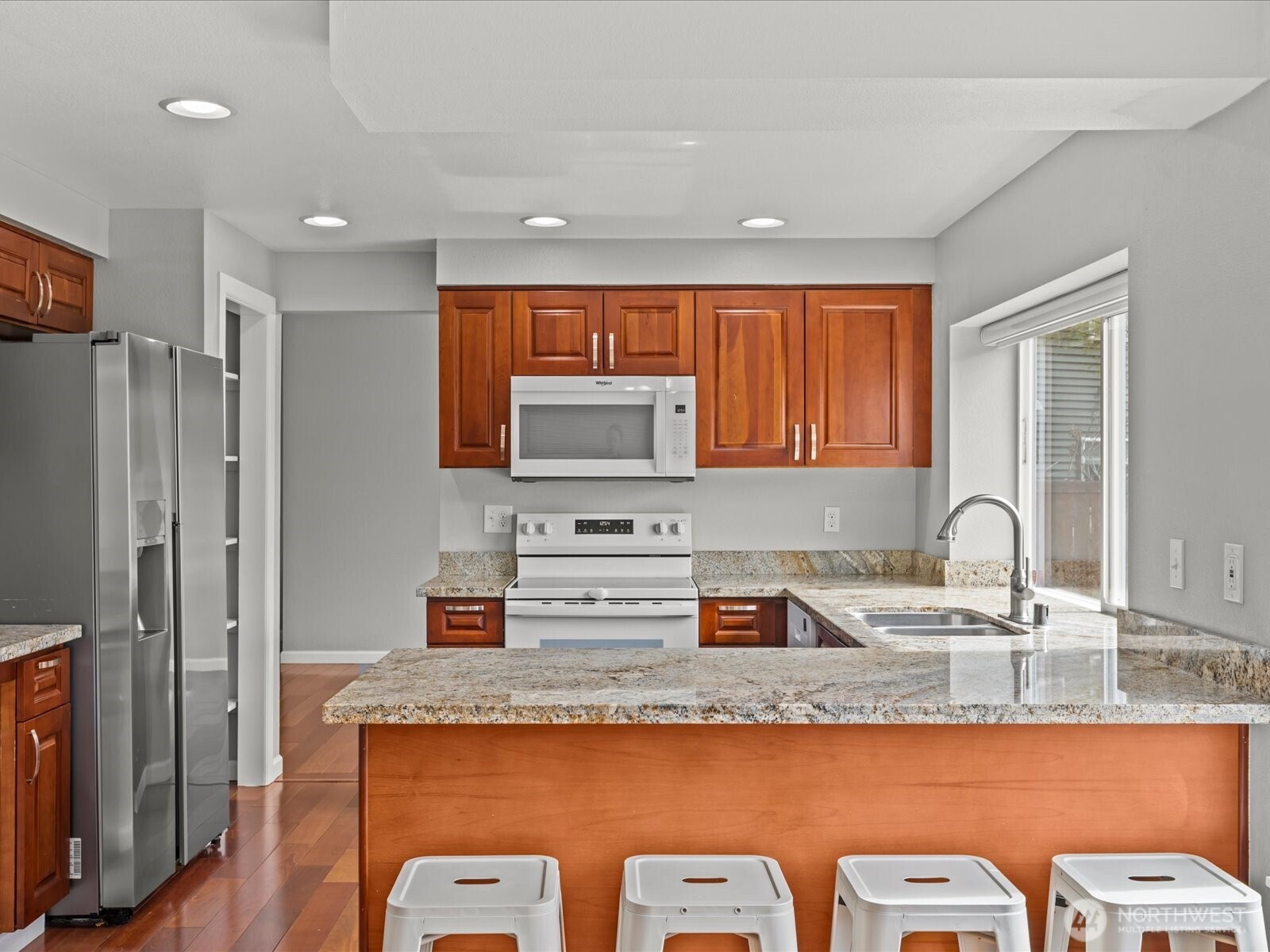 1027 Southwest 348th Place Federal Way, WA 98023 - Photo 13 of 32