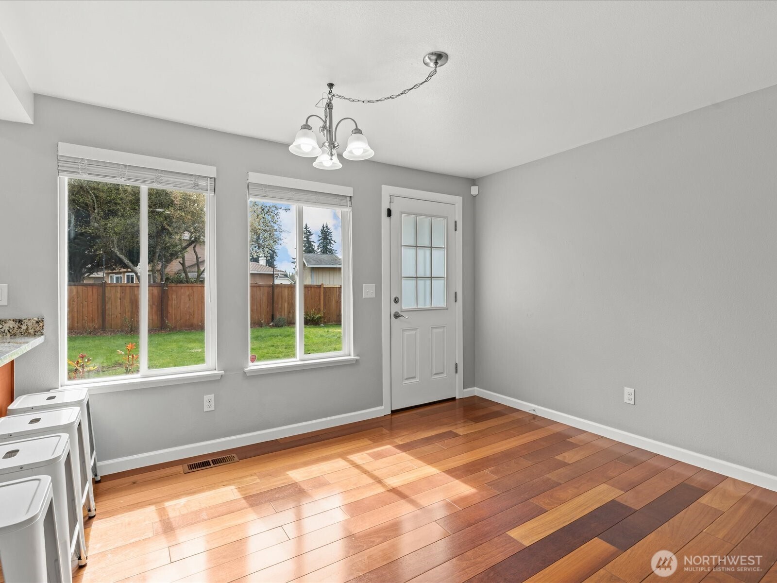 1027 Southwest 348th Place Federal Way, WA 98023 - Photo 17 of 32