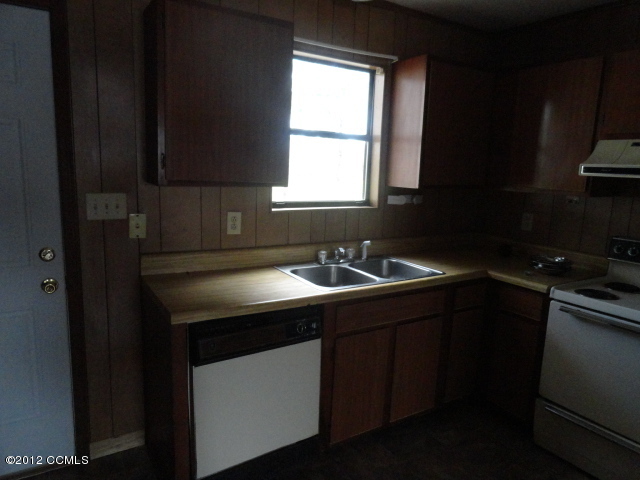 210 Shipman Road, Unit BLDG J Havelock, NC 28532 - Photo 3 of 8 Appliances