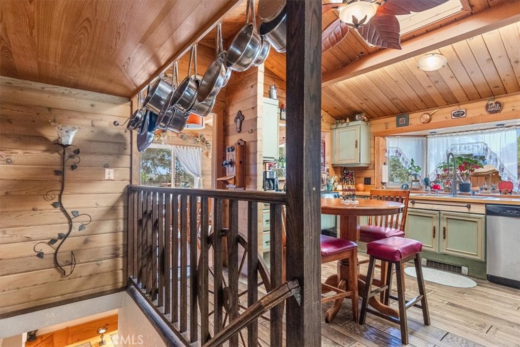24087 Clover Spring Road Tehachapi, CA 93561 - Photo 35 of 73
