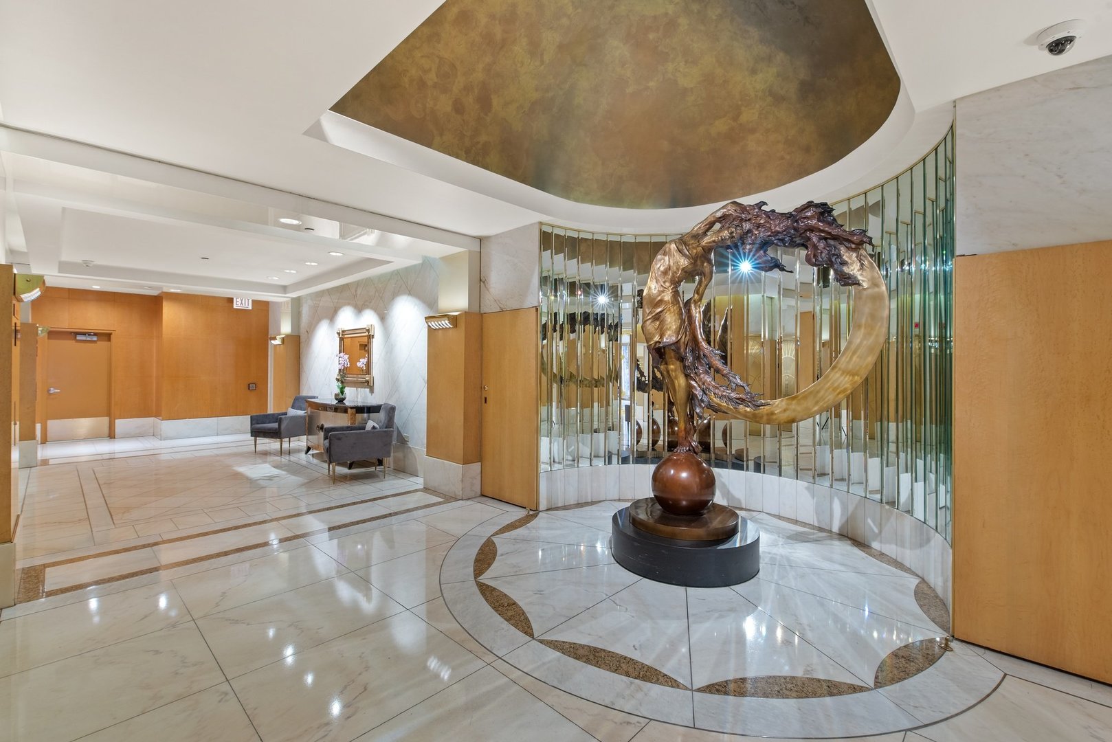 111 East Chestnut Street, Unit 45B Chicago, IL 60611 - Photo 19 of 27 a view of a gym equipment