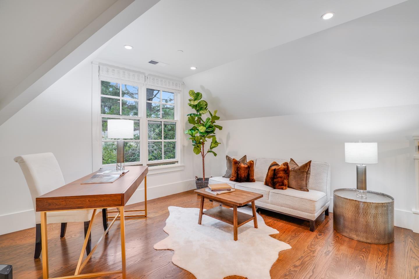 2240 Redington Road Hillsborough, CA 94010 - Photo 11 of 29 Gallery Image 11