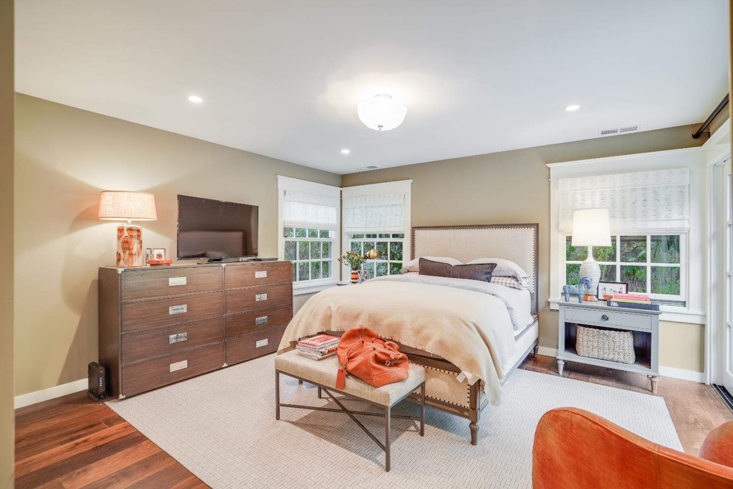 2240 Redington Road Hillsborough, CA 94010 - Photo 19 of 29 Gallery Image 19