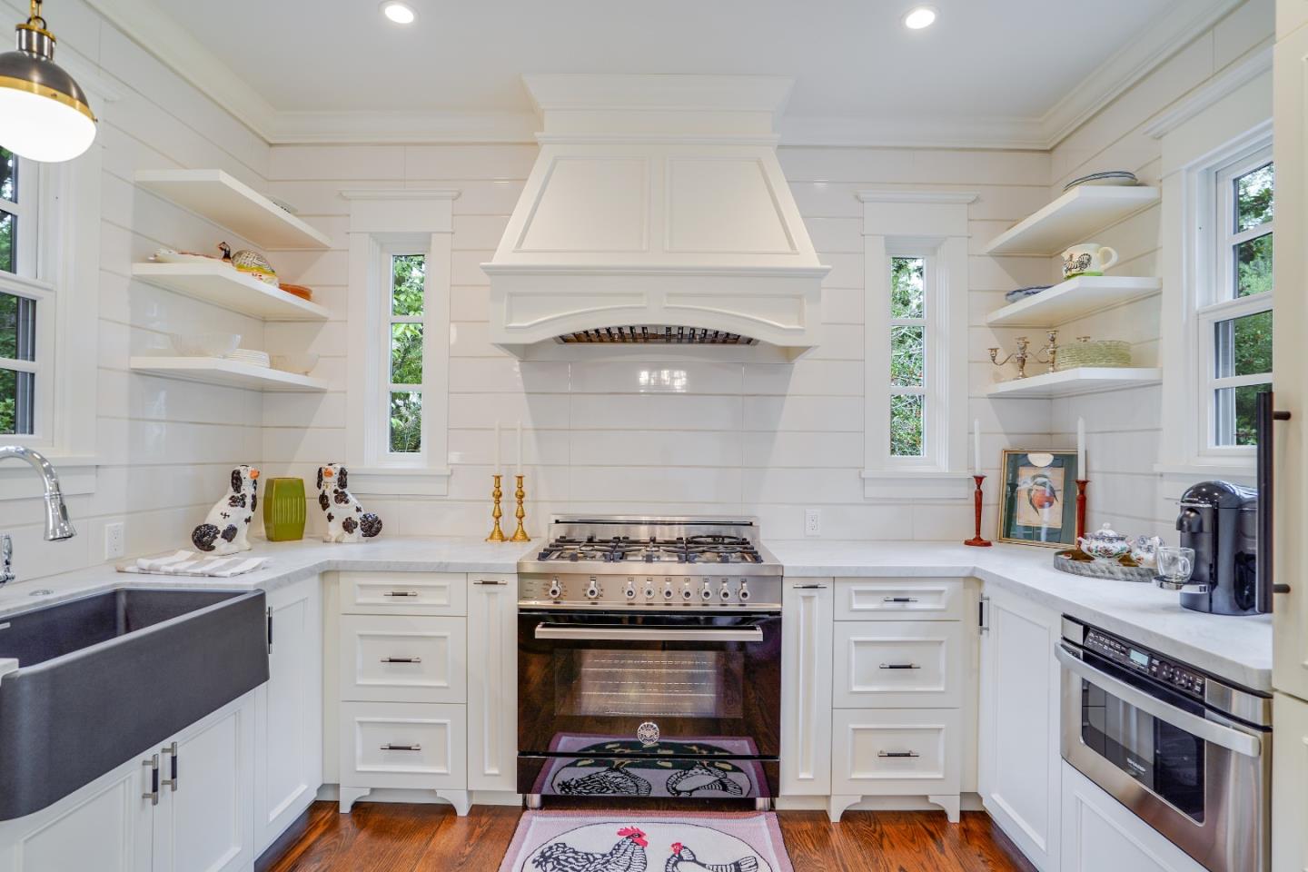 2240 Redington Road Hillsborough, CA 94010 - Photo 6 of 29 Gallery Image 6
