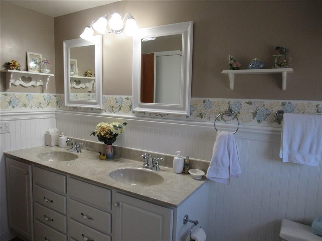 5239 Ridgewood Road East Springfield, OH 45503 - Photo 18 of 46
