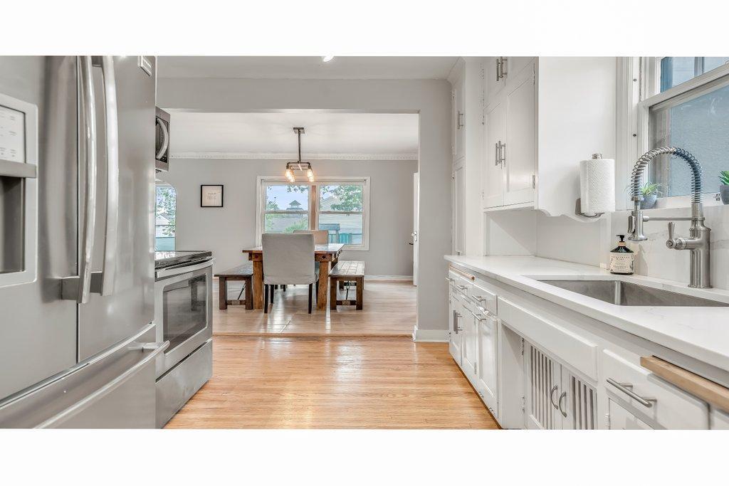 7425 York Terrace Edina, MN 55435 - Photo 12 of 41